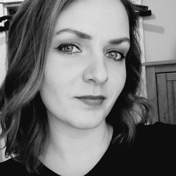 Meet your Posher, Bailee - Picture 1 of 1